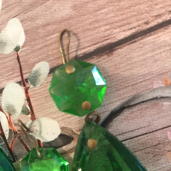🪆Vintage Crystal’s - 🍀LIGHT CATCHERS 🪆Gorgeous Emerald Green Colour - 🍀 - Picture 6 of 8
